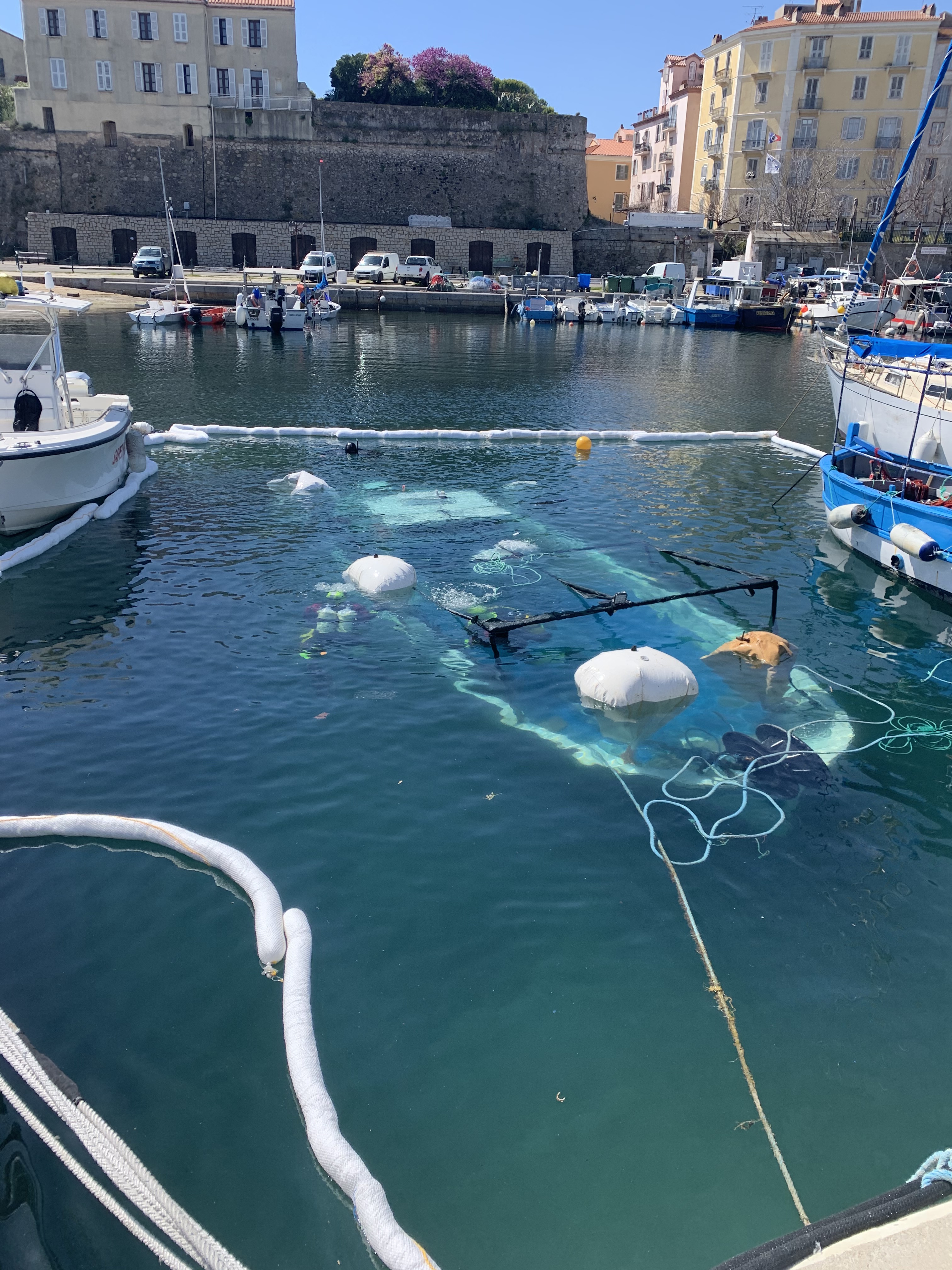 Bateau qui coule